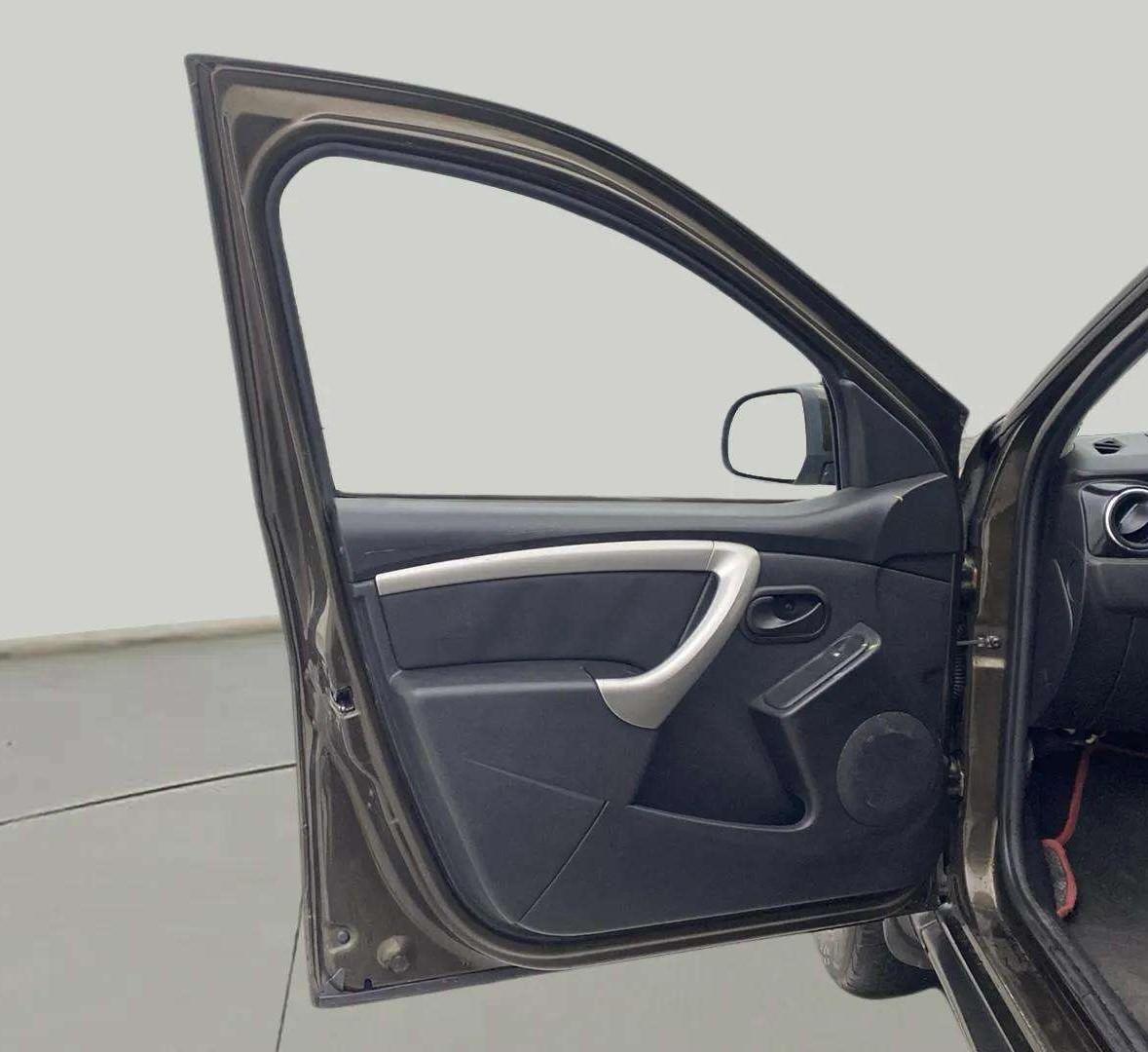 2019 Renault Duster 85 PS RXS MT DIESEL, Diesel, Manual, 56,133 km, LHS Front Door