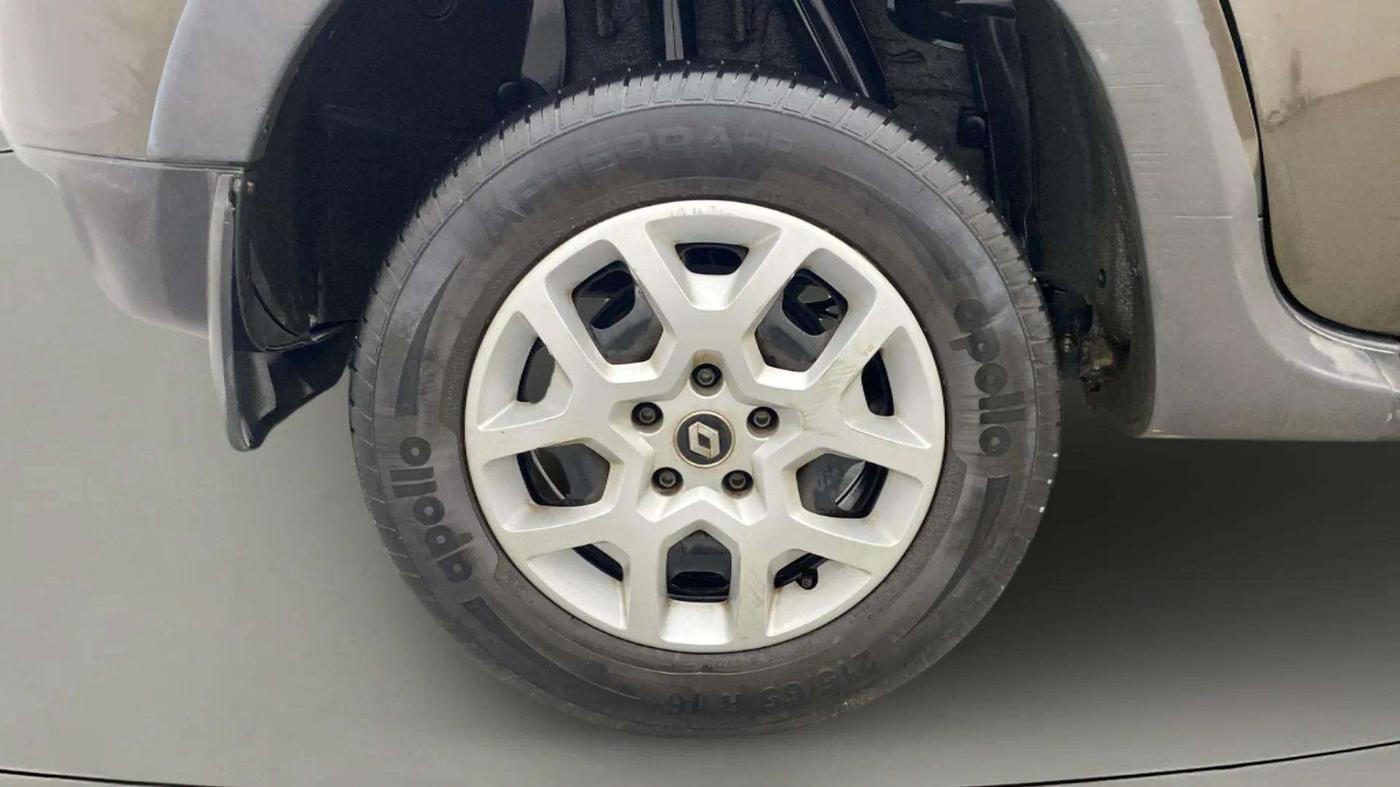 2019 Renault Duster 85 PS RXS MT DIESEL, Diesel, Manual, 56,133 km, Right Rear Wheel
