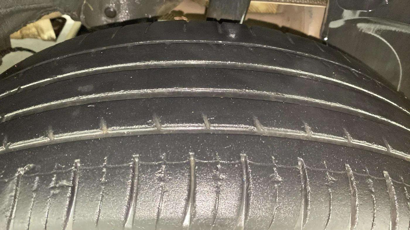 2019 Renault Duster 85 PS RXS MT DIESEL, Diesel, Manual, 56,133 km, Left Rear Tyre Tread