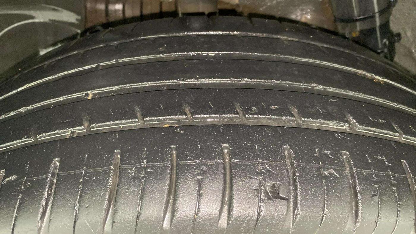 2019 Renault Duster 85 PS RXS MT DIESEL, Diesel, Manual, 56,133 km, Right Rear Tyre Tread