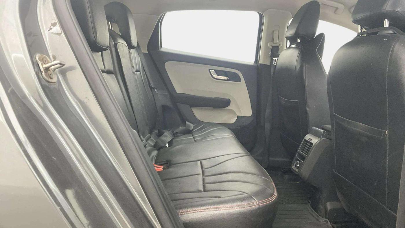 2022 Tata ALTROZ XZ DIESEL, Diesel, Manual, 67,563 km, Right Side Rear Door Cabin