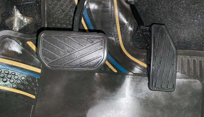 2022 Maruti Baleno ALPHA 1.2 AGS, Petrol, Automatic, 4,397 km, Pedals