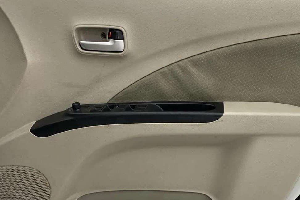 2018 Maruti Celerio ZXI, Petrol, Manual, 60,399 km, Driver Side Door Panels Control