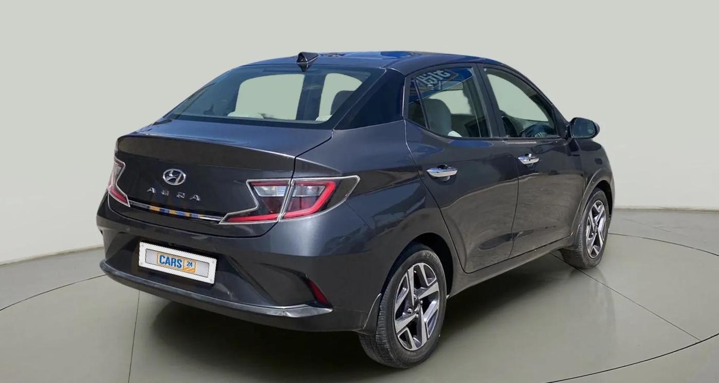 2022 Hyundai AURA SX 1.2 (O), Petrol, Manual, 38,433 km, Right Back Diagonal
