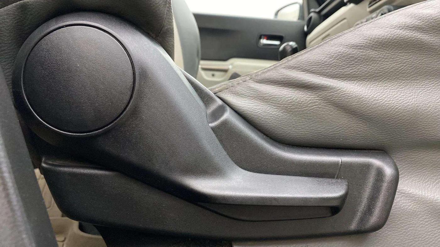 2019 Maruti IGNIS ZETA 1.2, Petrol, Manual, 86,323 km, Driver Side Adjustment Panel