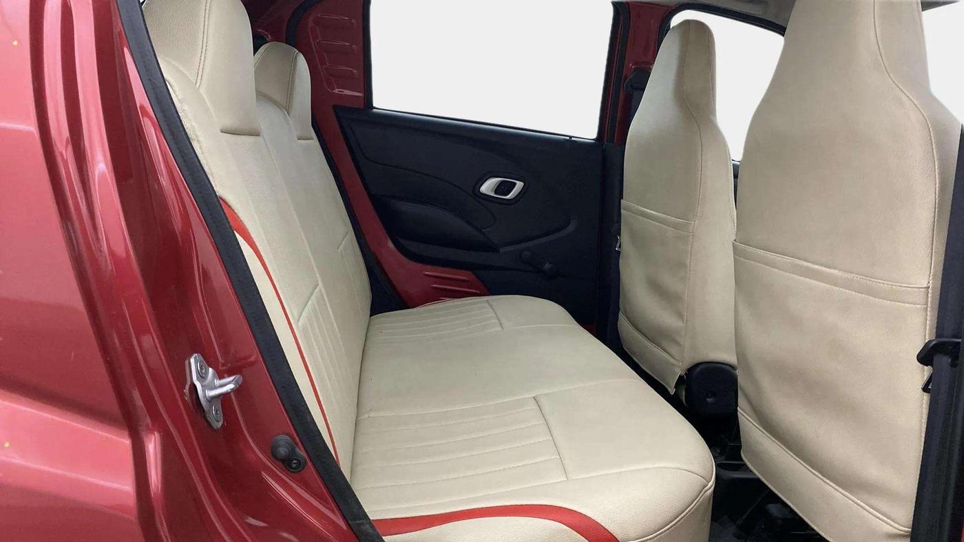 2018 Datsun Redi Go T(O) 1.0, Petrol, Manual, 40,054 km, Right Side Rear Door Cabin