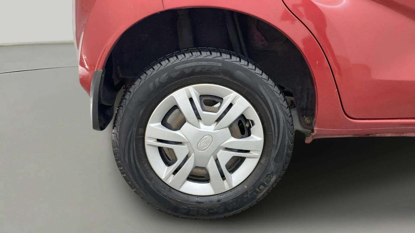 2018 Datsun Redi Go T(O) 1.0, Petrol, Manual, 40,054 km, Right Rear Wheel