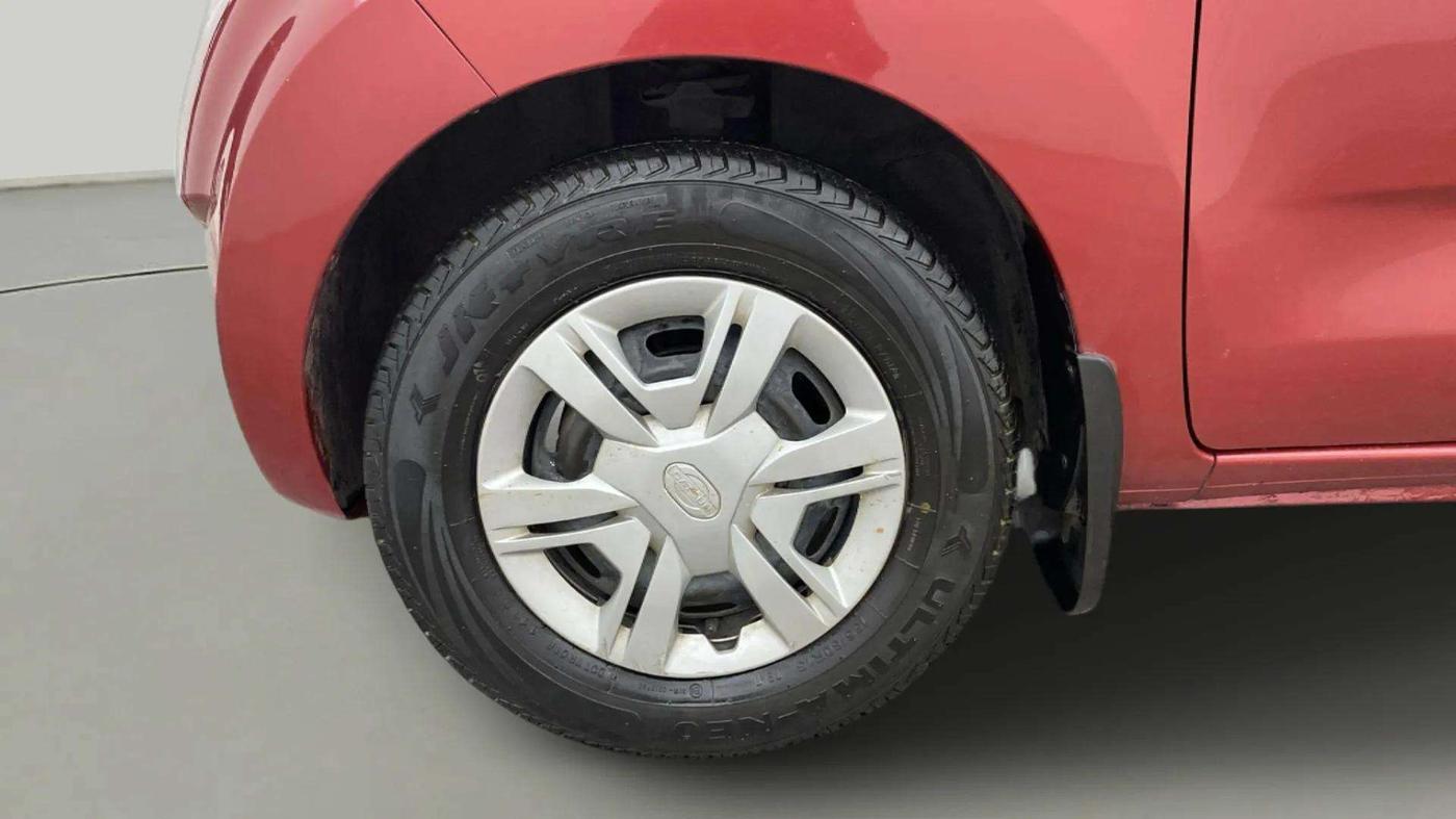 2018 Datsun Redi Go T(O) 1.0, Petrol, Manual, 40,054 km, Left Front Wheel