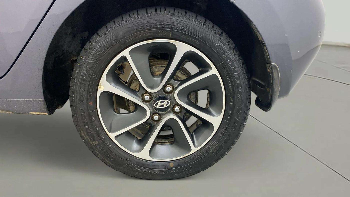 2017 Hyundai Grand i10 ASTA 1.2 KAPPA VTVT, Petrol, Manual, 29,278 km, Left Rear Wheel