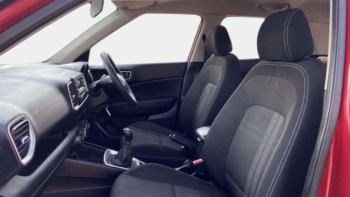 2019 Hyundai VENUE S 1.2, Petrol, Manual, 31,994 km, Right Side Front Door Cabin