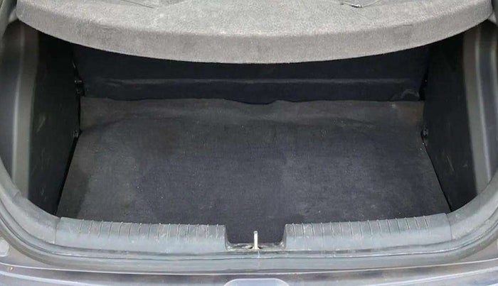 2016 Hyundai Elite i20 MAGNA 1.2, Petrol, Manual, 88,508 km, Boot Inside