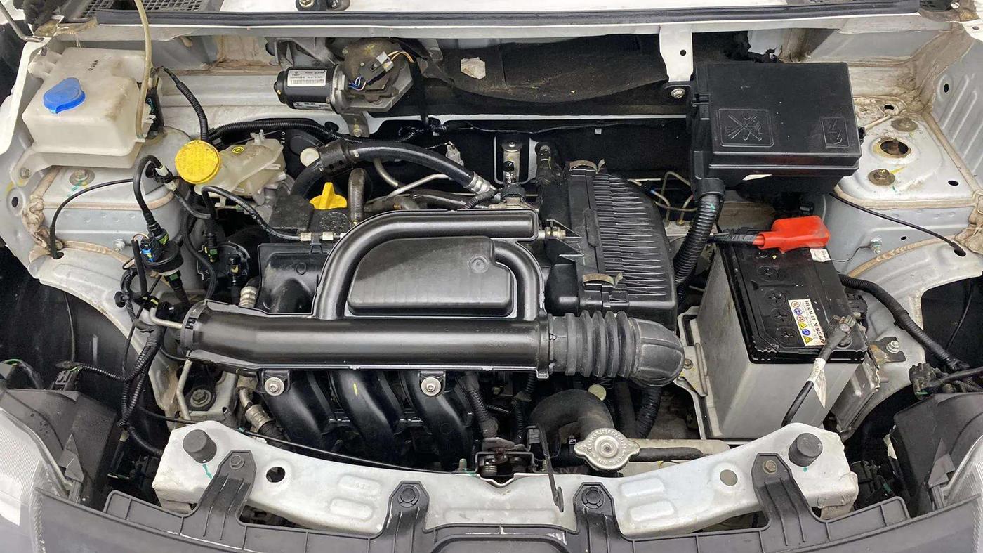 2021 Renault Kwid CLIMBER 1.0 (O) DUAL TONE, Petrol, Manual, 11,026 km, Engine View