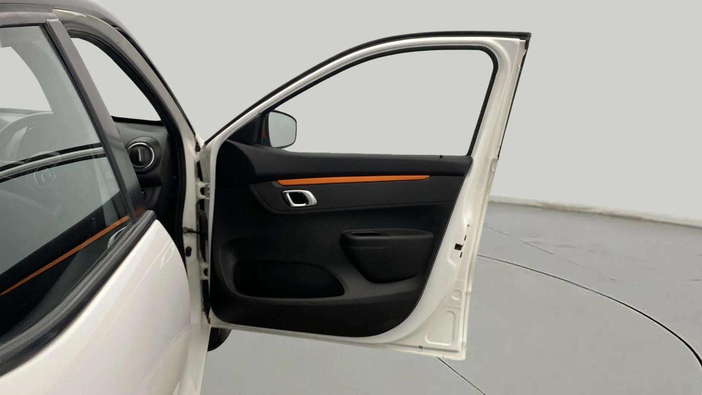 2021 Renault Kwid CLIMBER 1.0 (O) DUAL TONE, Petrol, Manual, 11,026 km, RHS Front Door