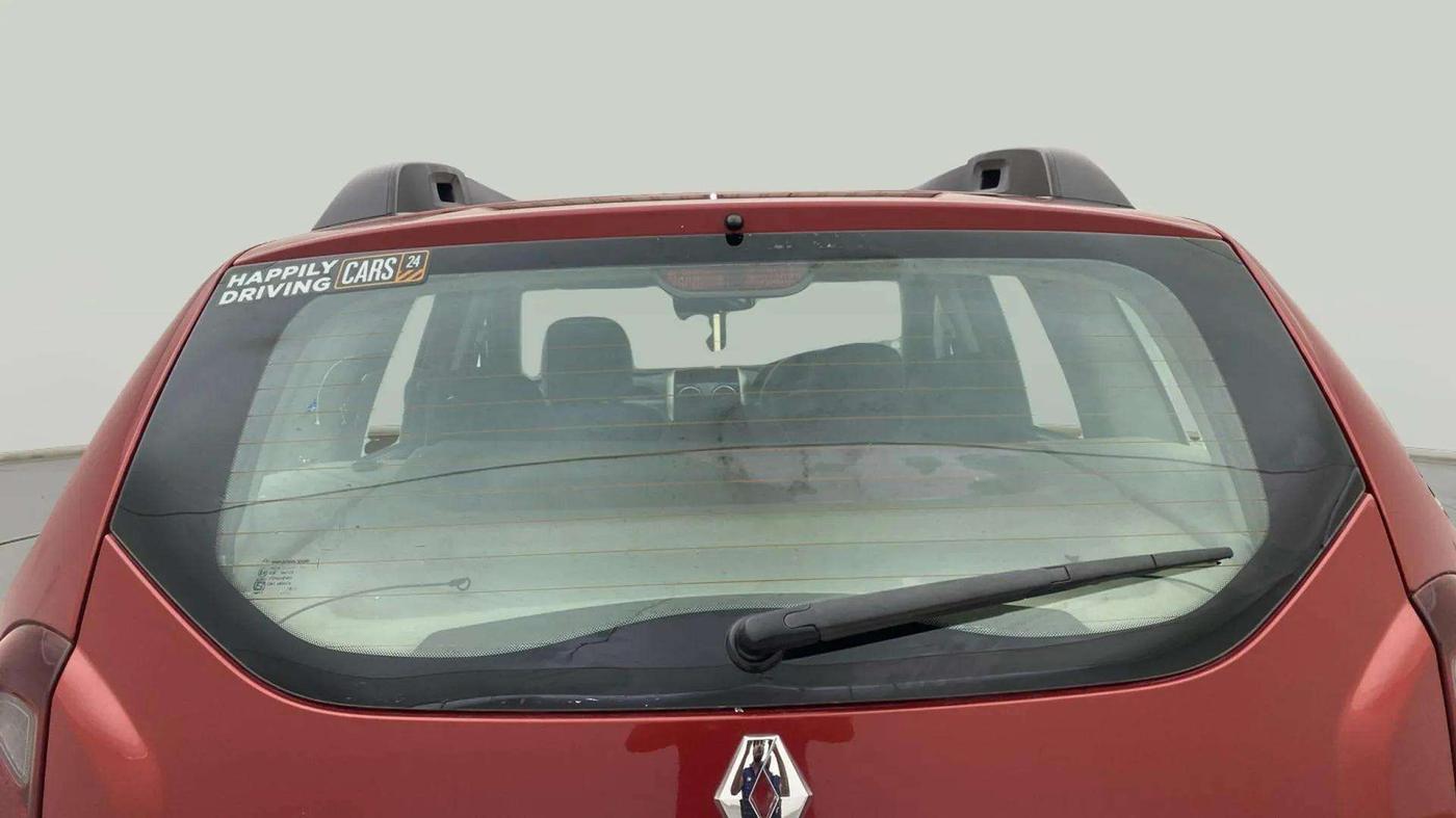 2018 Renault Duster RXS PETROL, Petrol, Manual, 46,760 km, Rear Windshield
