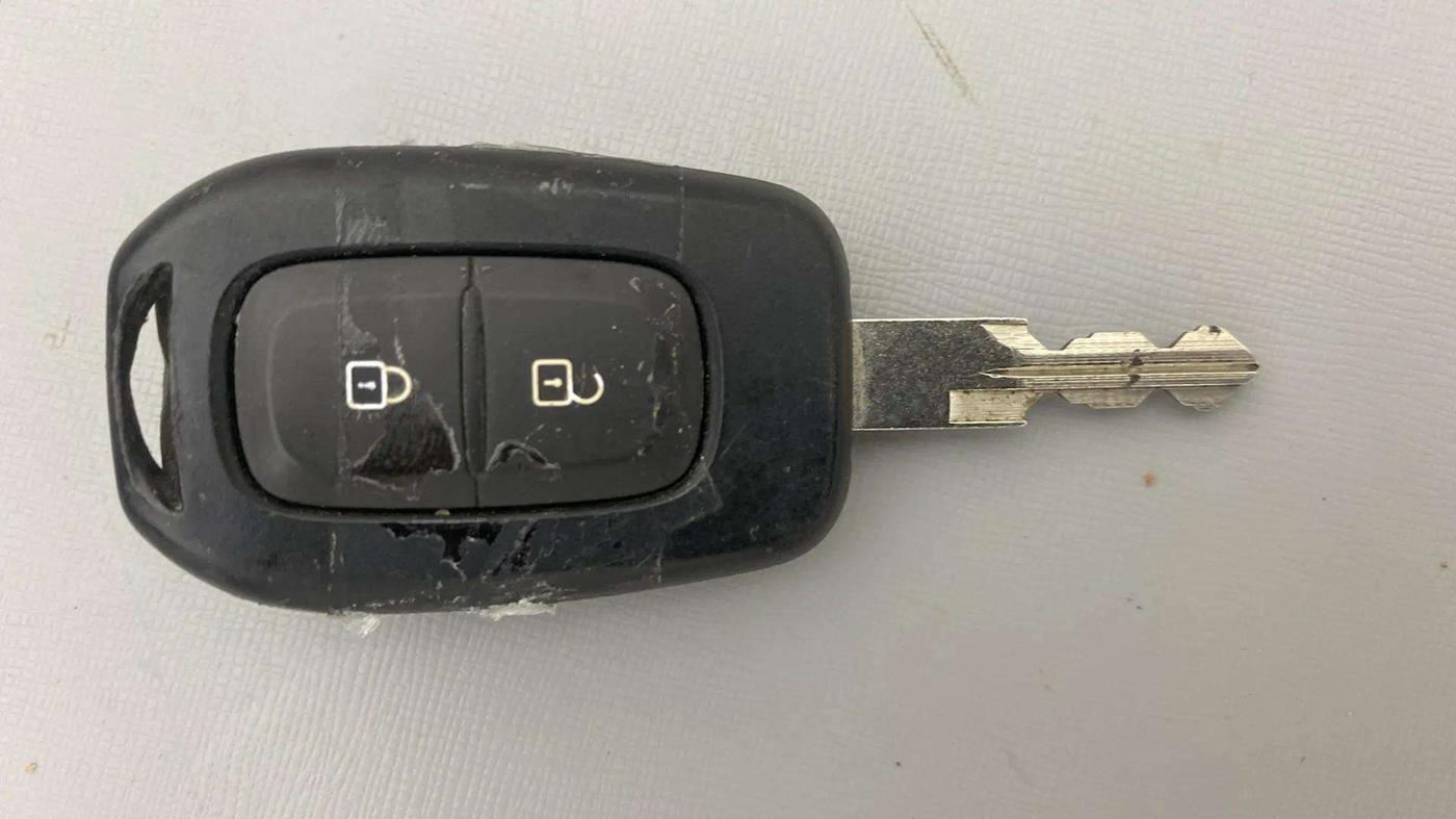2018 Renault Duster RXS PETROL, Petrol, Manual, 46,760 km, Key Close Up