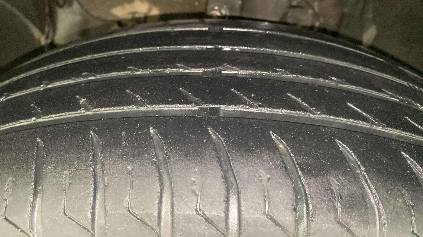 2018 Renault Duster RXS PETROL, Petrol, Manual, 46,760 km, Left Front Tyre Tread