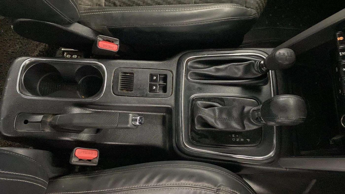 2020 Mahindra Thar LX D AT 4WD HT, Diesel, Automatic, 76,179 km, Gear Lever