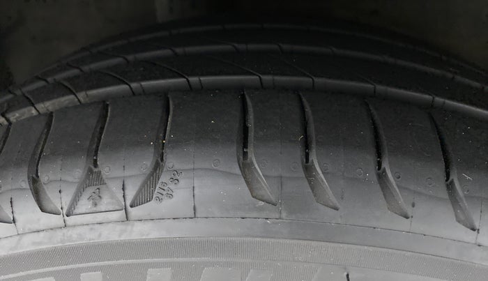 2017 Honda WR-V 1.5L I-DTEC VX MT, Diesel, Manual, 57,426 km, Right Rear Tyre Tread