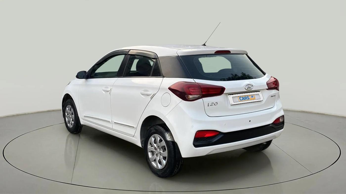 2018 Hyundai Elite i20 SPORTZ 1.4 CRDI, Diesel, Manual, 72,508 km, Left Back Diagonal