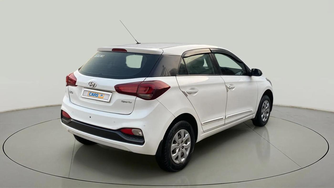 2018 Hyundai Elite i20 SPORTZ 1.4 CRDI, Diesel, Manual, 72,508 km, Right Back Diagonal