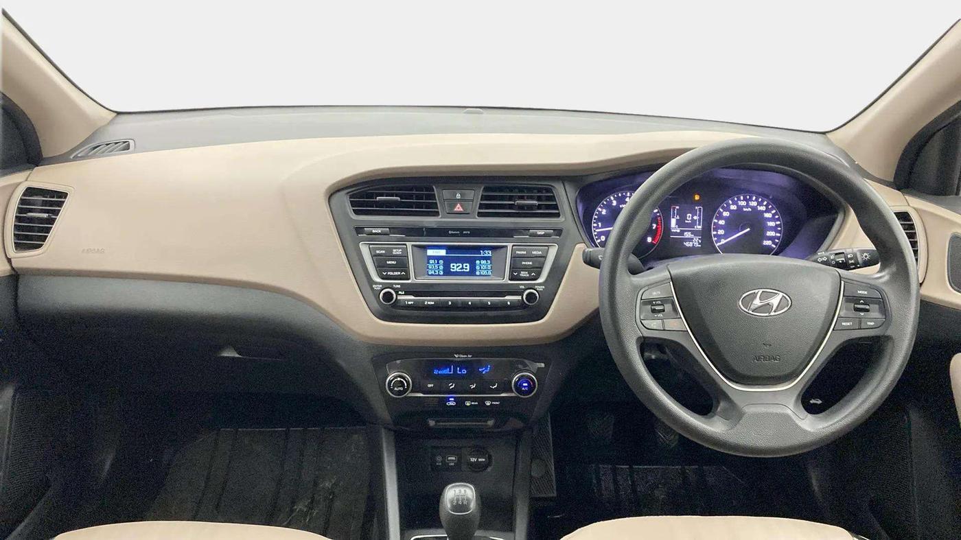 2016 Hyundai Elite i20 SPORTZ 1.2, Petrol, Manual, 46,814 km, Dashboard