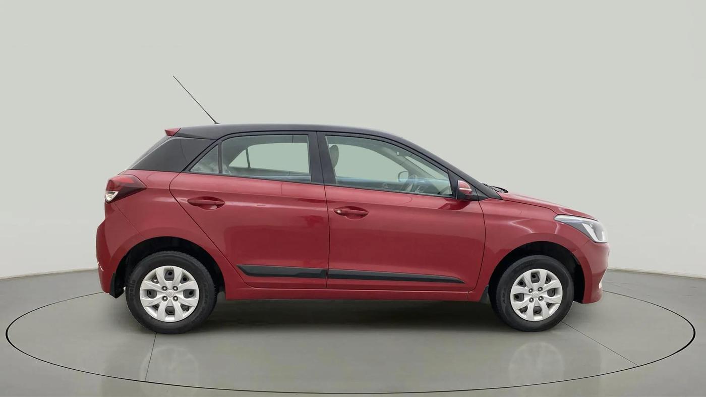 2016 Hyundai Elite i20 SPORTZ 1.2, Petrol, Manual, 46,814 km, Right Side View