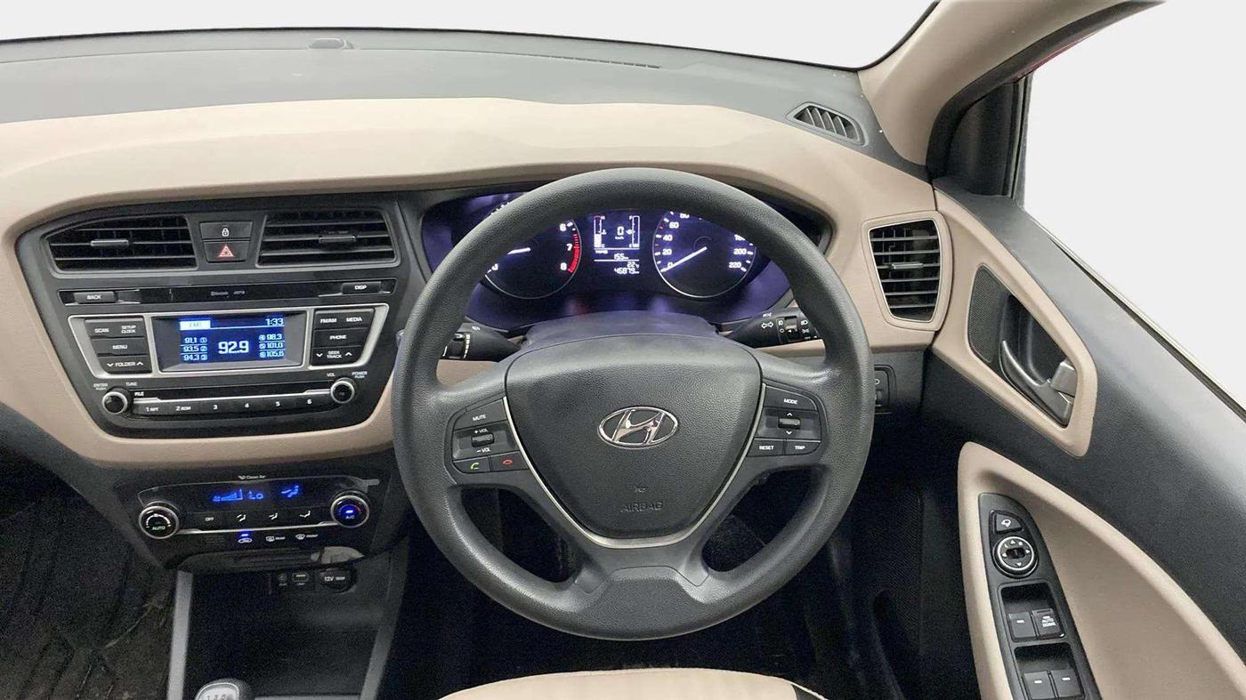 2016 Hyundai Elite i20 SPORTZ 1.2, Petrol, Manual, 46,814 km, Steering Wheel Close Up