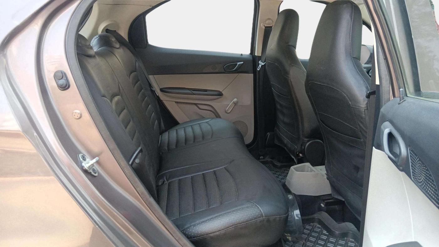 2019 Tata Tiago XE PETROL, Petrol, Manual, 36,101 km, Right Side Rear Door Cabin