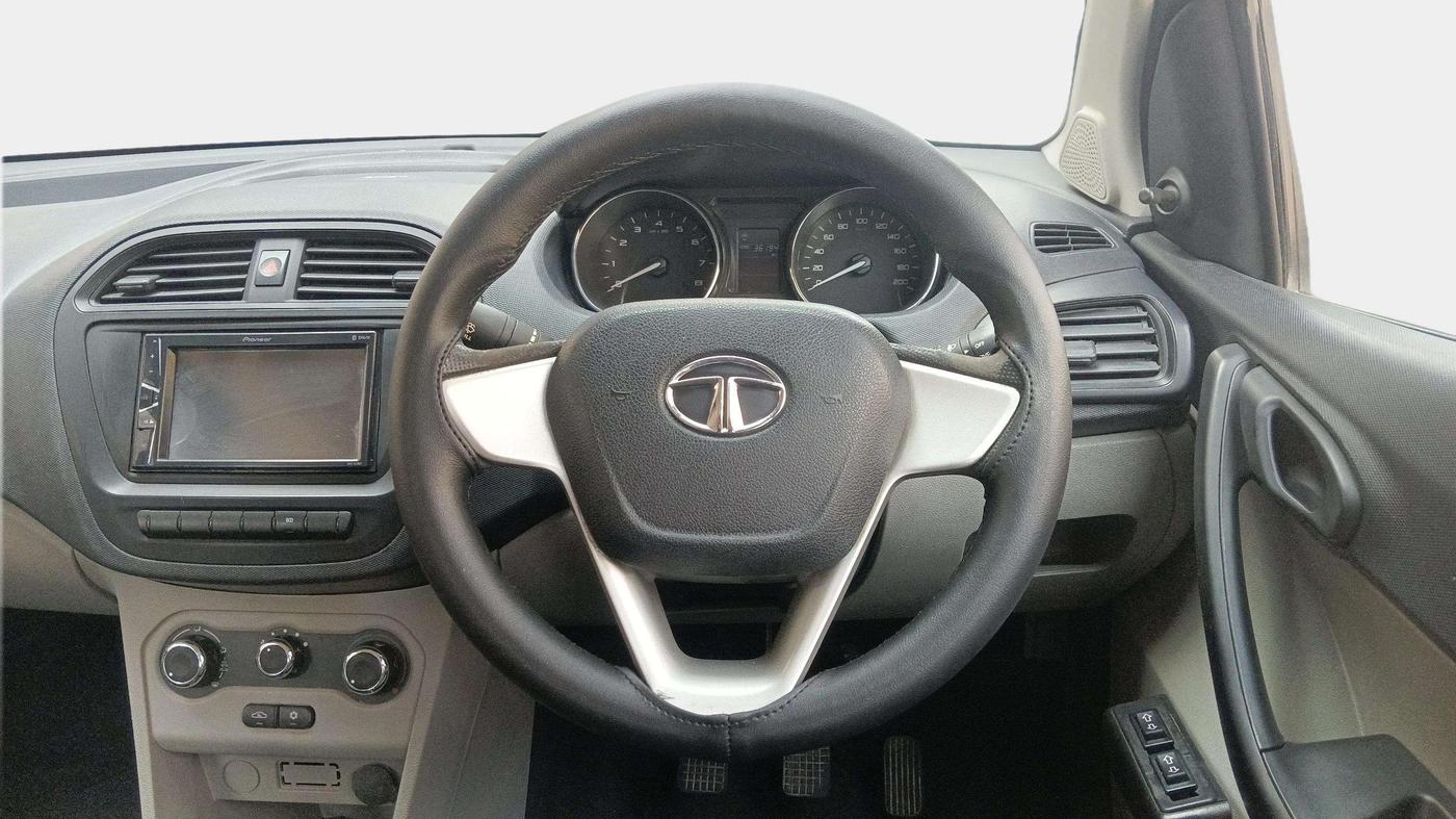 2019 Tata Tiago XE PETROL, Petrol, Manual, 36,101 km, Steering Wheel Close Up