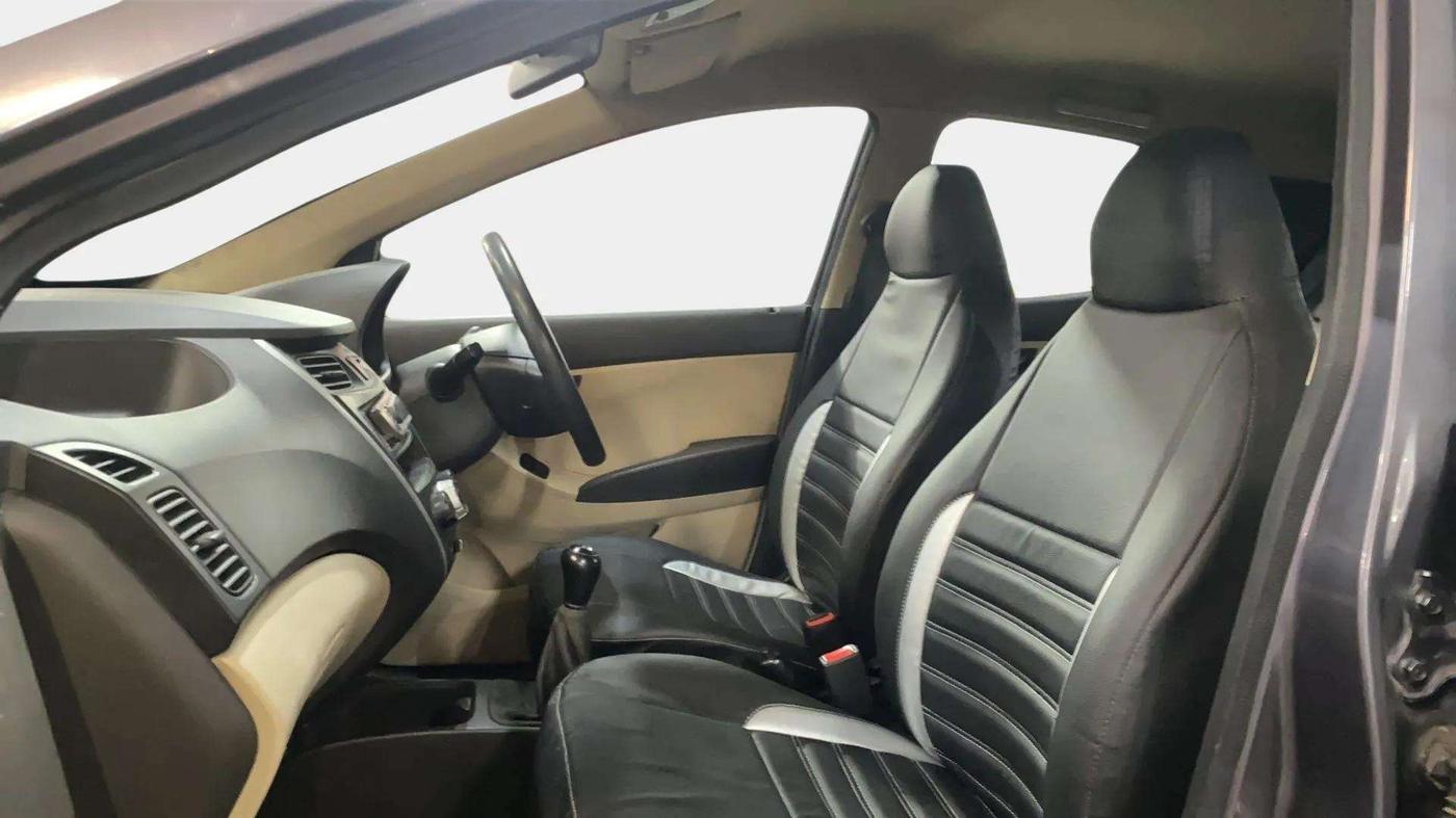 2015 Hyundai Eon ERA +, Petrol, Manual, 52,383 km, Right Side Front Door Cabin