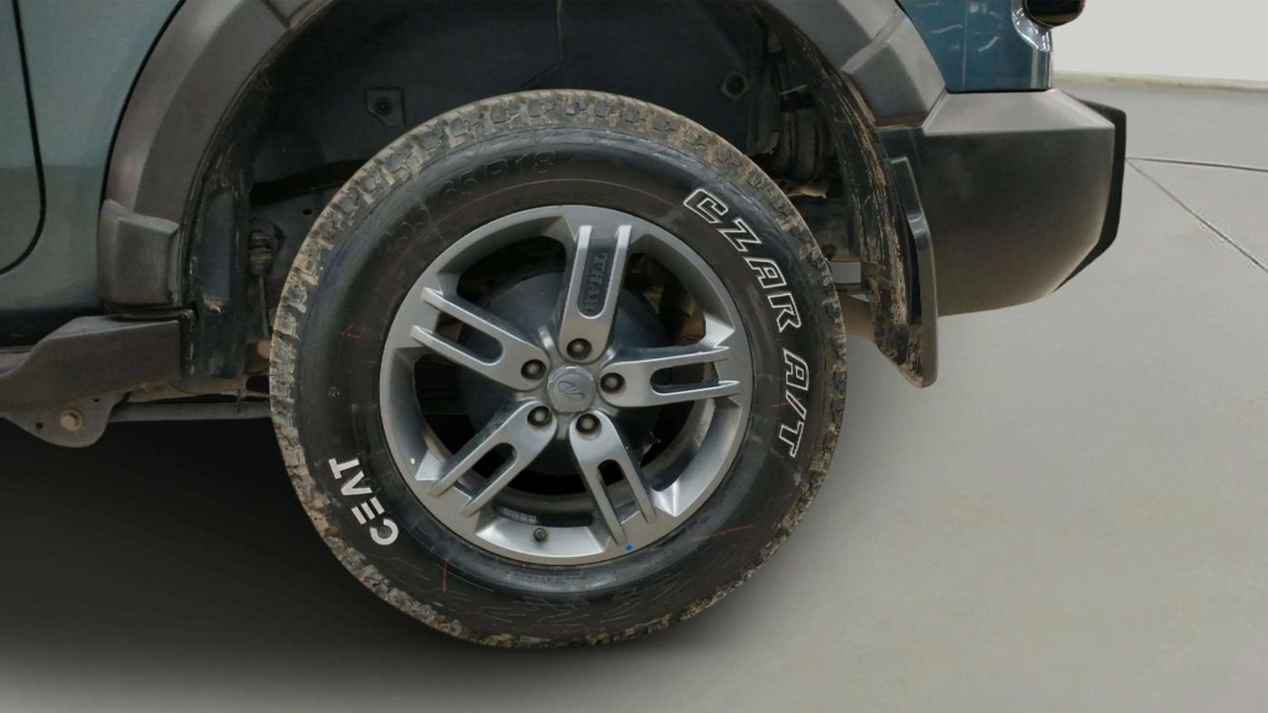 2022 Mahindra Thar LX PETROL HT 4WD AT, Petrol, Automatic, 35,301 km, Left Rear Wheel
