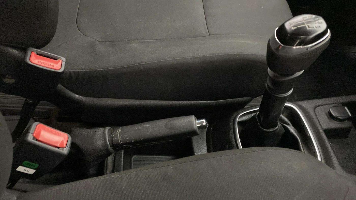 2019 Renault Kwid RXT 0.8 (O), CNG, Manual, 25,365 km, Gear Lever