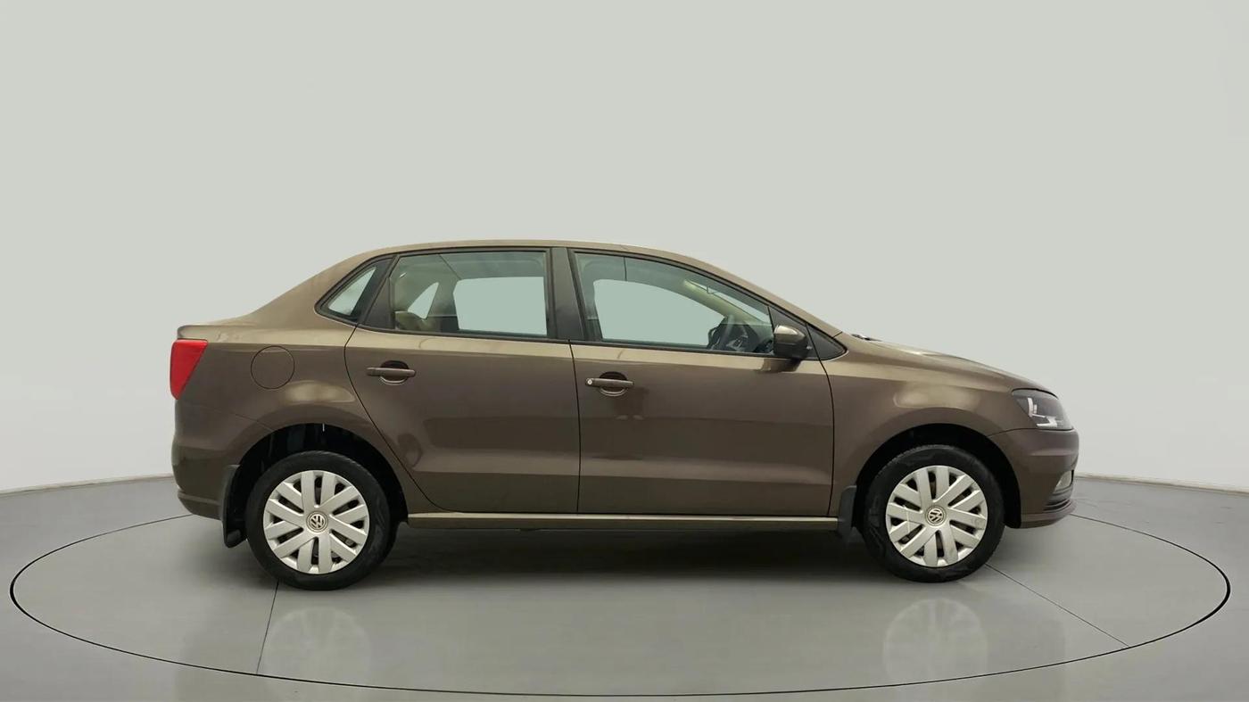 2016 Volkswagen Ameo COMFORTLINE 1.2L, Petrol, Manual, 38,519 km, Right Side View