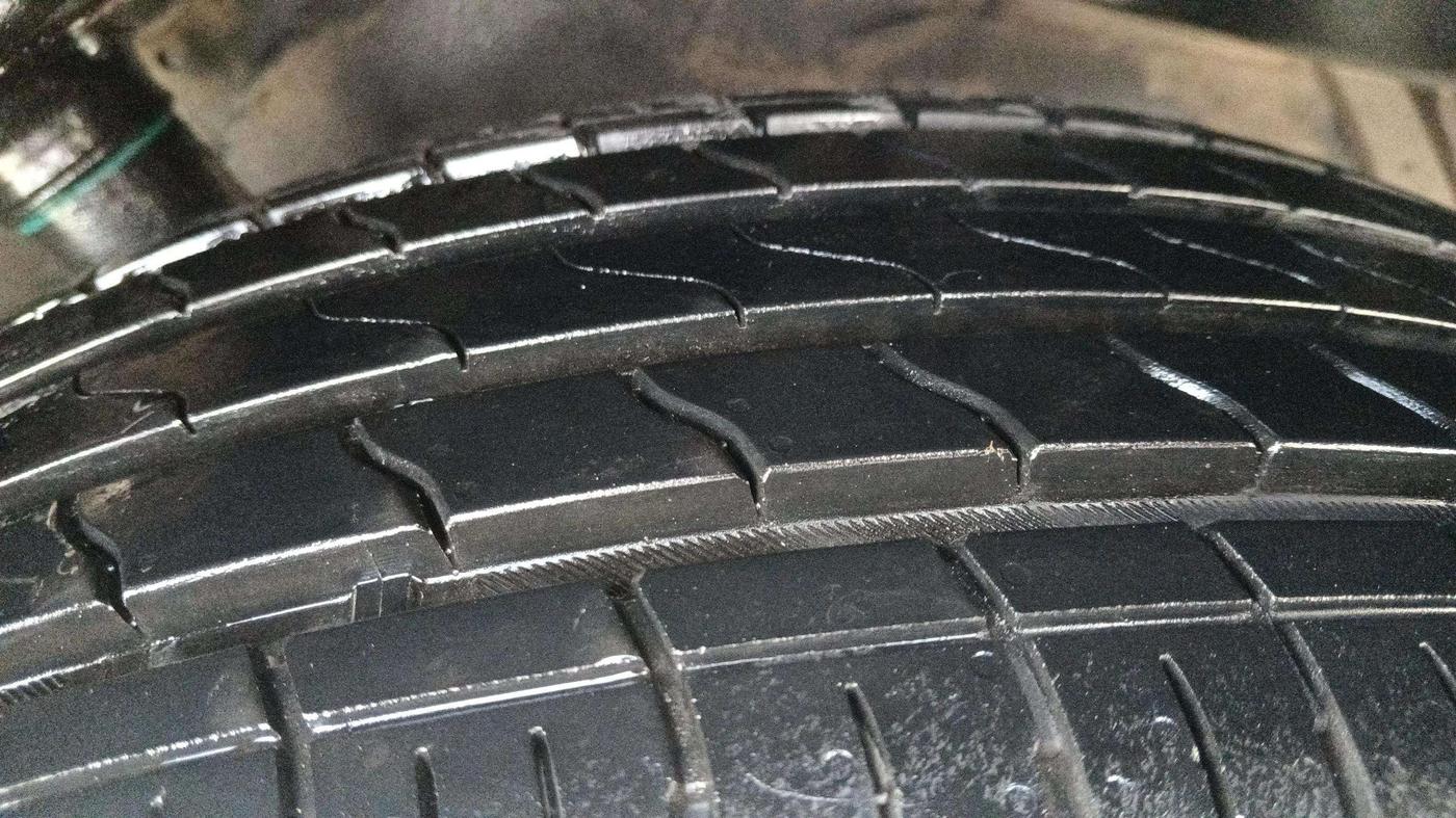 2023 Maruti BREZZA ZXI SMART HYBRID , Petrol, Manual, 41,344 km, Left Front Tyre Tread