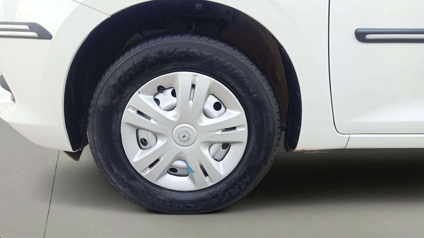 2024 Maruti Swift LXi, Petrol, Manual, 12,959 km, Left Front Wheel