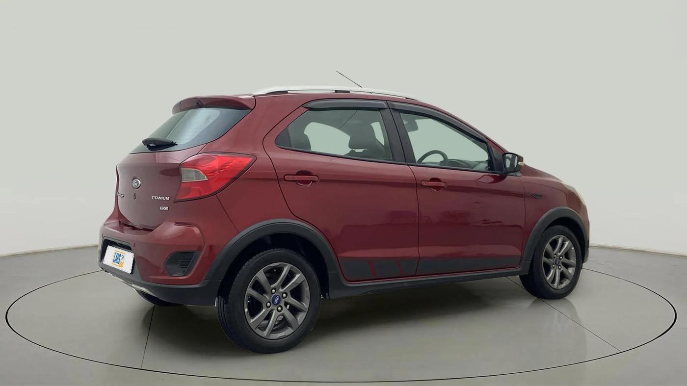 2019 Ford FREESTYLE TITANIUM 1.5 DIESEL, Diesel, Manual, 31,543 km, Right Back Diagonal
