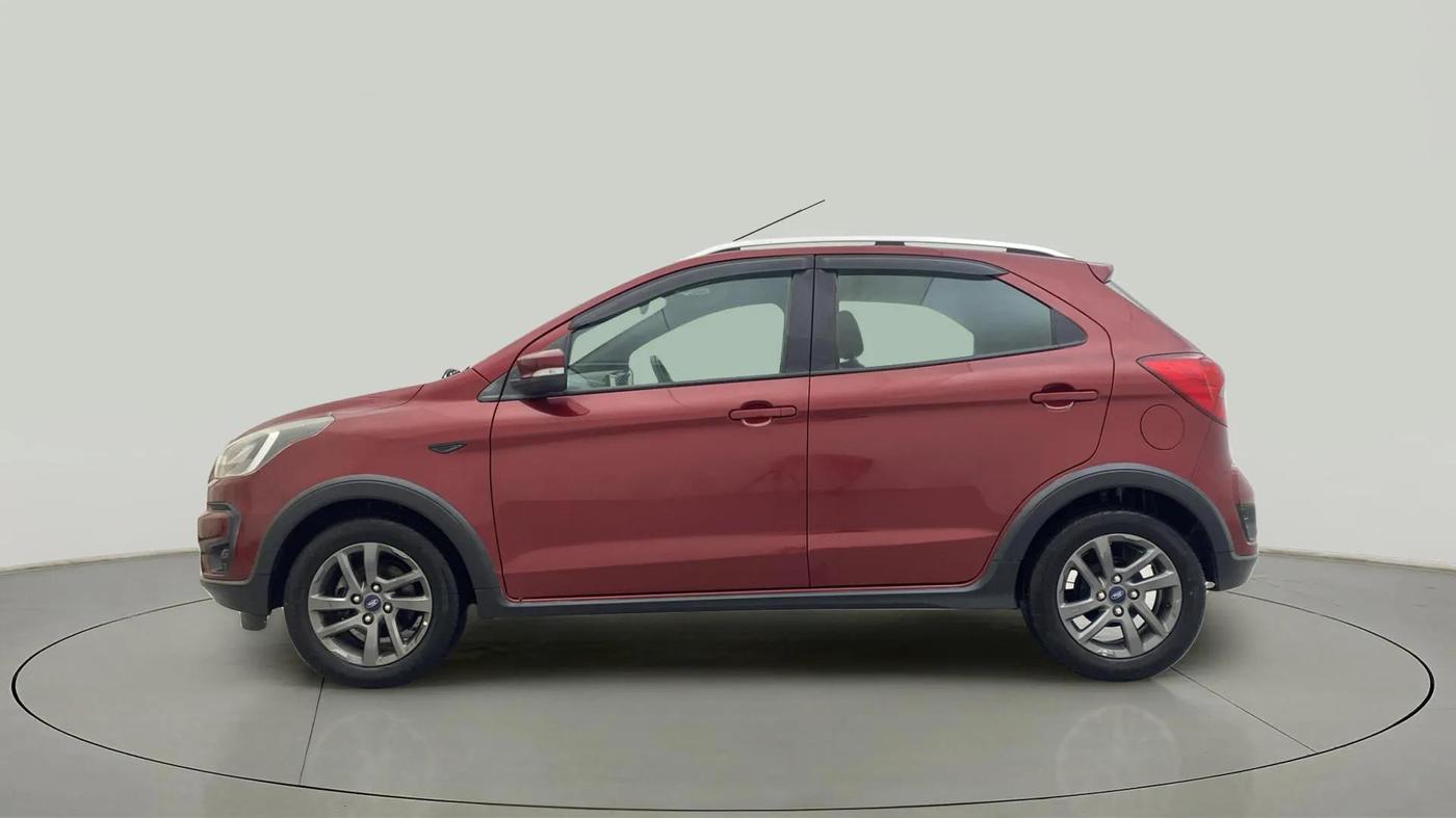 2019 Ford FREESTYLE TITANIUM 1.5 DIESEL, Diesel, Manual, 31,543 km, Left Side