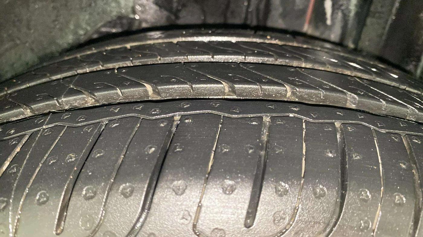 2019 Ford FREESTYLE TITANIUM 1.5 DIESEL, Diesel, Manual, 31,543 km, Left Rear Tyre Tread