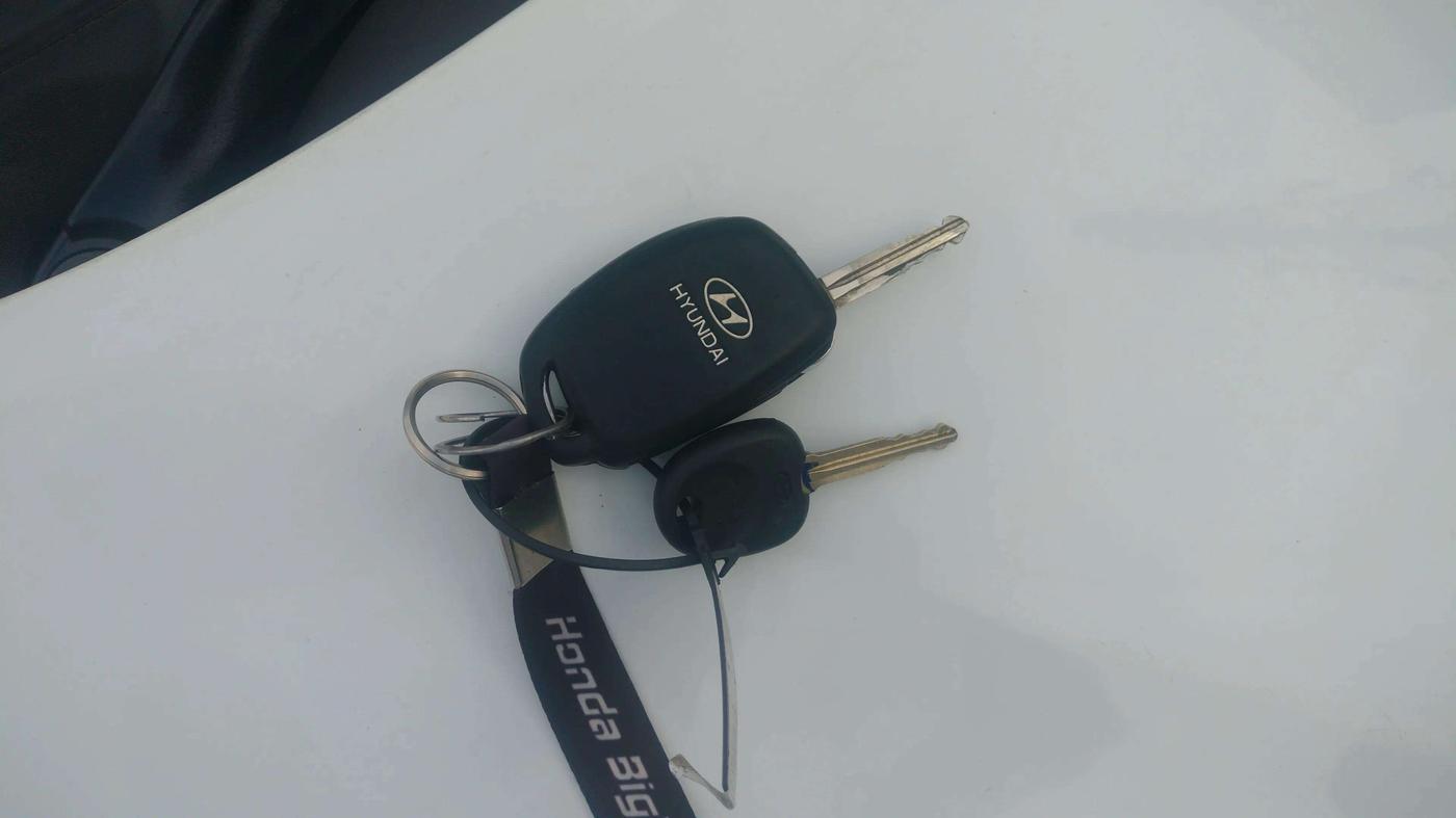 2018 Hyundai Elite i20 ASTA 1.2 DUAL TONE, Petrol, Manual, 56,893 km, Key Close Up