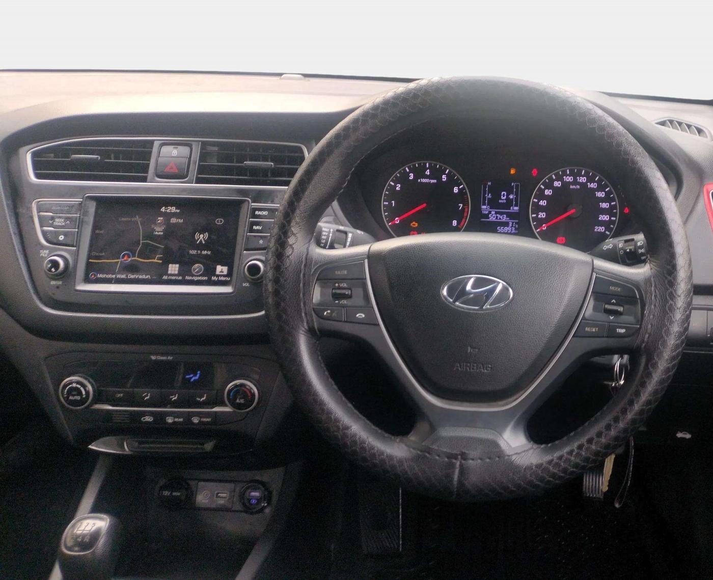 2018 Hyundai Elite i20 ASTA 1.2 DUAL TONE, Petrol, Manual, 56,893 km, Steering Wheel Close Up