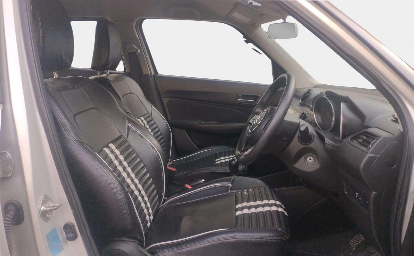 2021 Maruti Swift VXI, Petrol, Manual, 45,600 km, Right Side Front Door Cabin