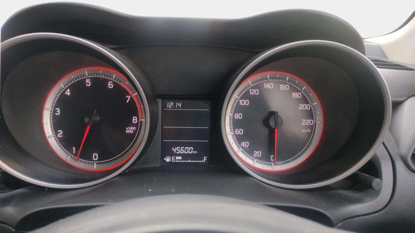 2021 Maruti Swift VXI, Petrol, Manual, 45,600 km, Odometer Image