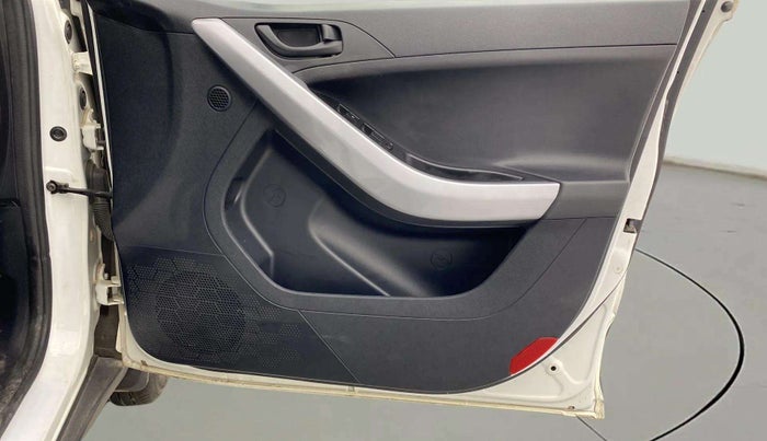 2022 Tata NEXON XM PETROL, Petrol, Manual, 9,935 km, Driver Side Door Panels Control