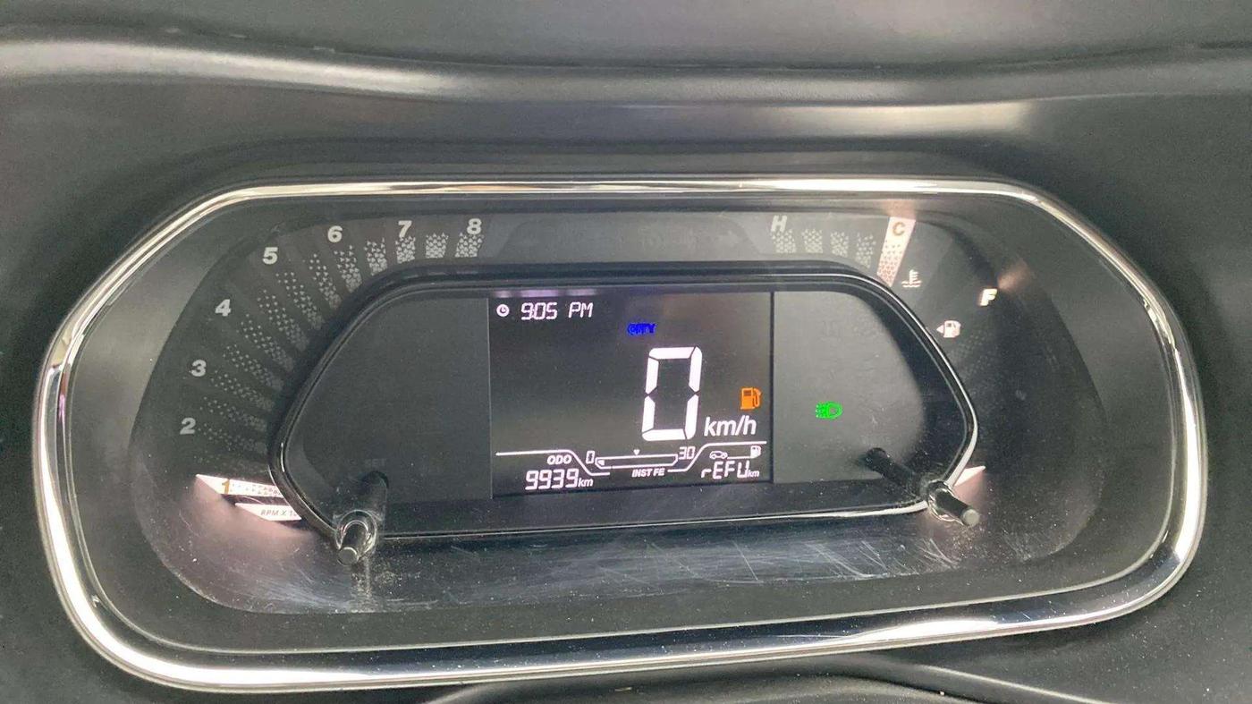 2022 Tata NEXON XM PETROL, Petrol, Manual, 9,935 km, Odometer Image