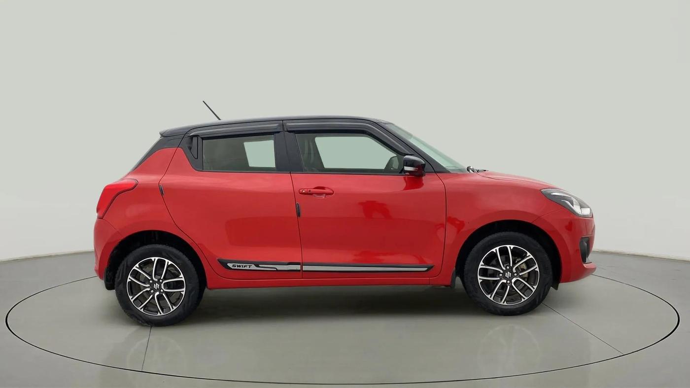 2022 Maruti Swift ZXI PLUS, Petrol, Manual, 17,554 km, Right Side View