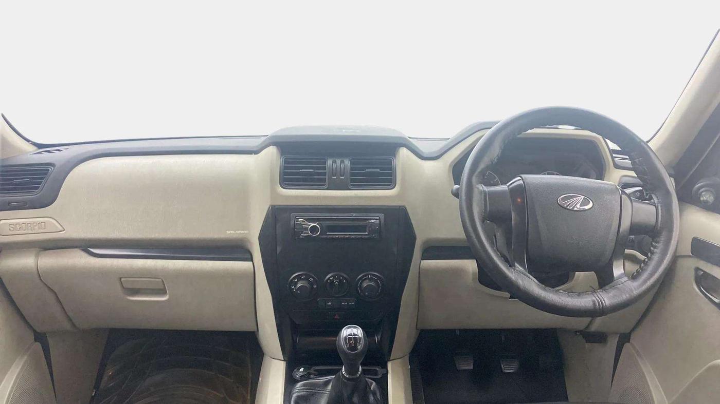 2018 Mahindra Scorpio S5, Diesel, Manual, 97,701 km, Dashboard
