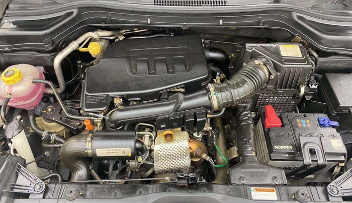 2021 Mahindra XUV300 W6 1.2 PETROL, Petrol, Manual, 25,653 km, Engine View