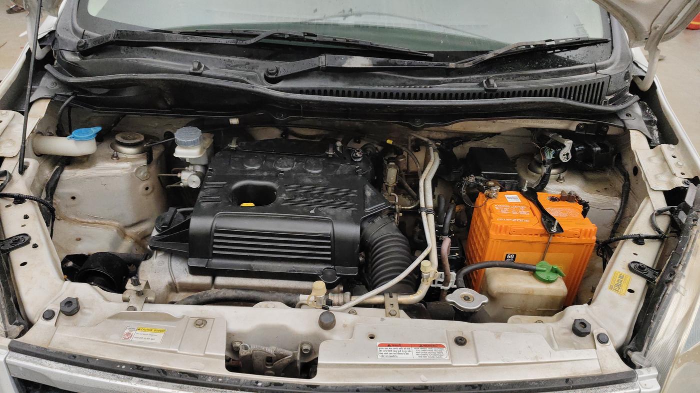 2016 Maruti Wagon R 1.0 VXI, Petrol, Manual, 73,678 km, Engine View