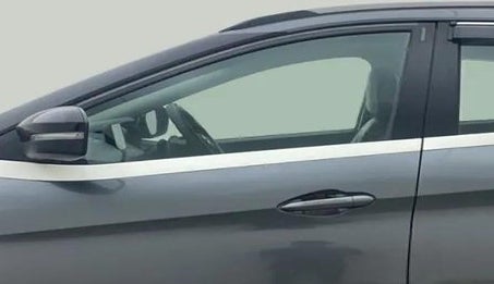 2022 Tata NEXON XZ PLUS PETROL, Petrol, Manual, 39,142 km, Front passenger door - Door visor damaged