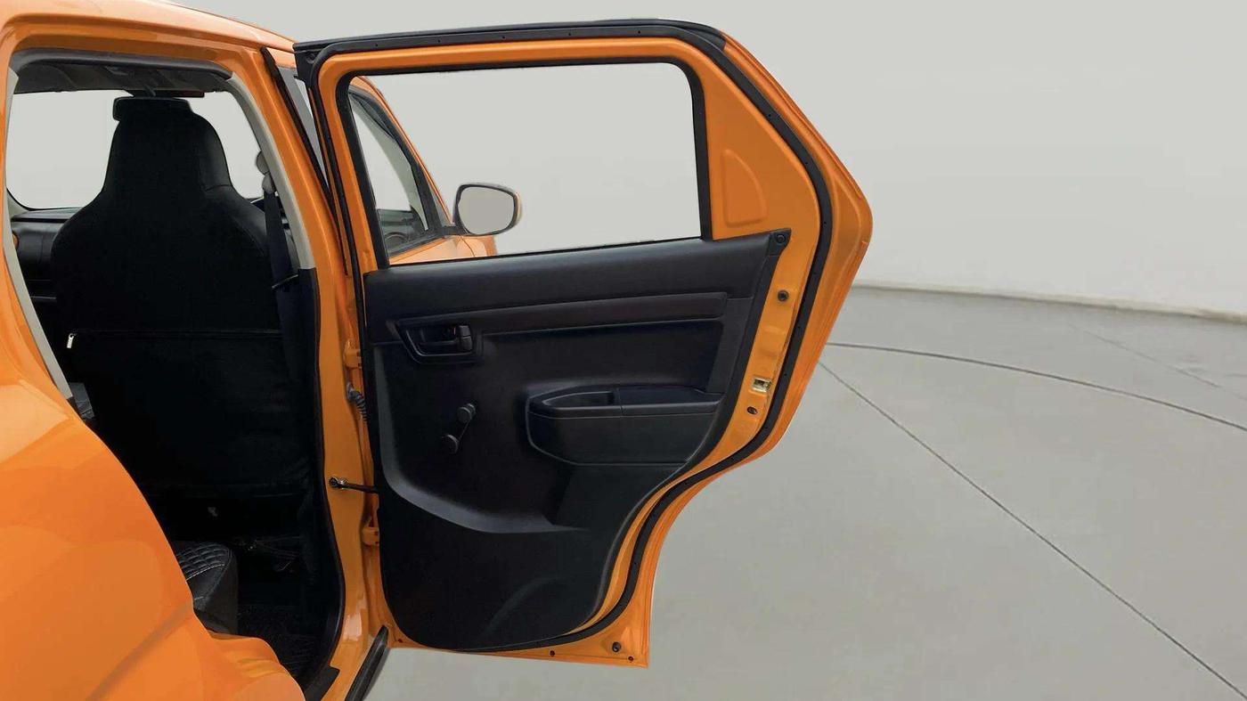 2020 Maruti S PRESSO VXI PLUS AMT, Petrol, Automatic, 20,862 km, RHS Rear Door